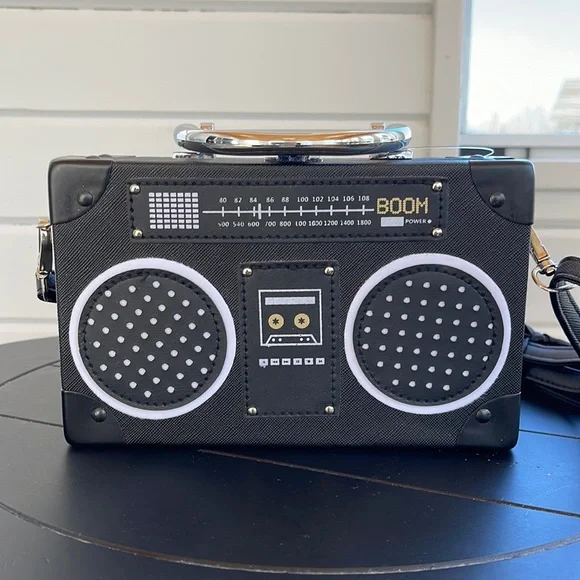 Boom box purse - Picture 1 of 5